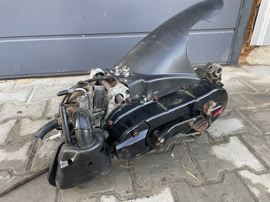 Silnik Skuter 50 2T Ciecz Junak IMF Zipp Sash Benzer Barton TNT JM