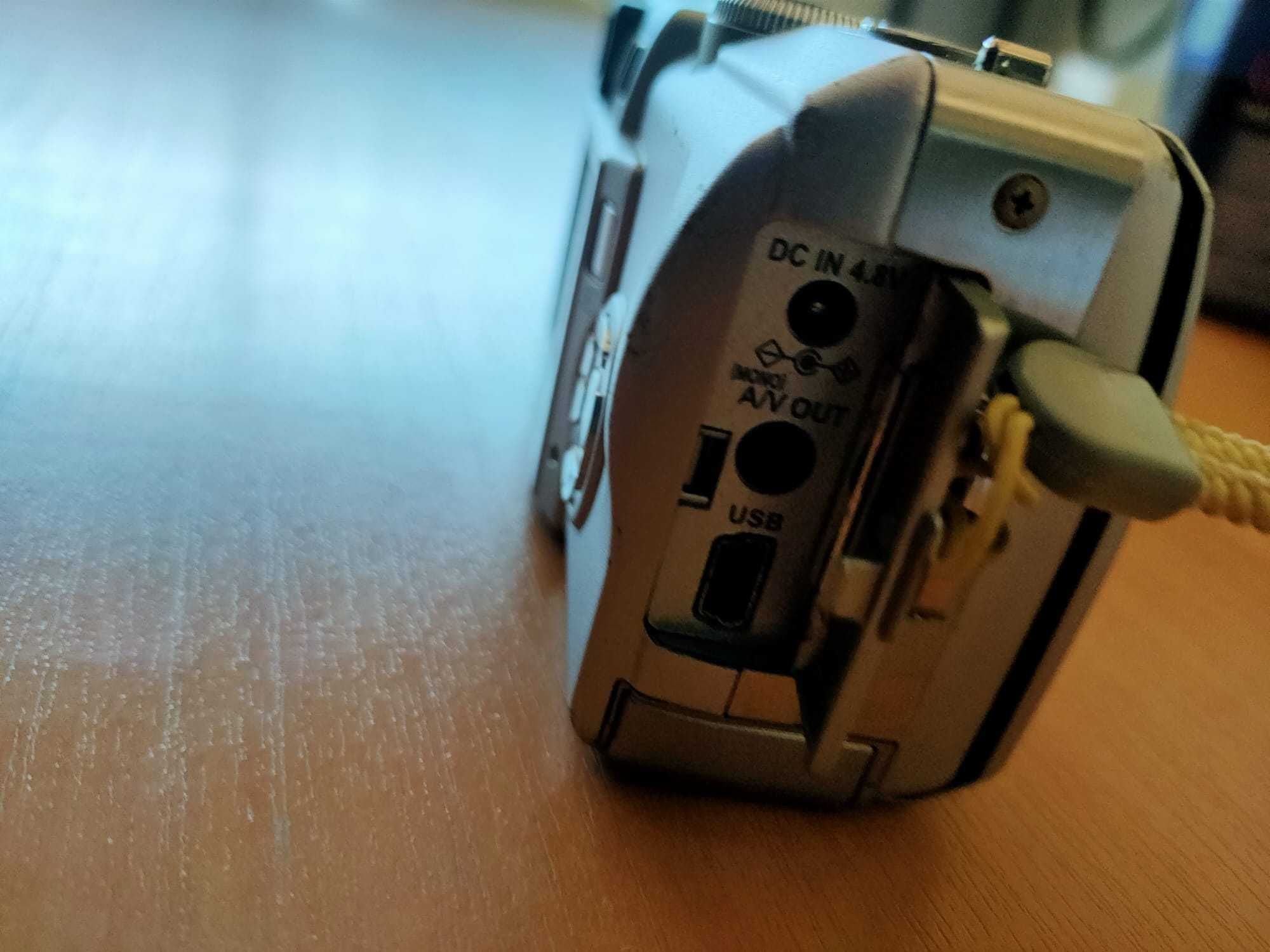Olympus C-60 Zoom