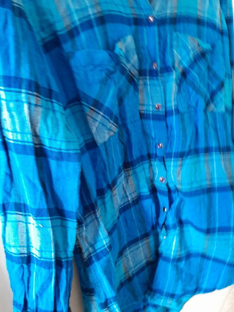 Niebieska koszula