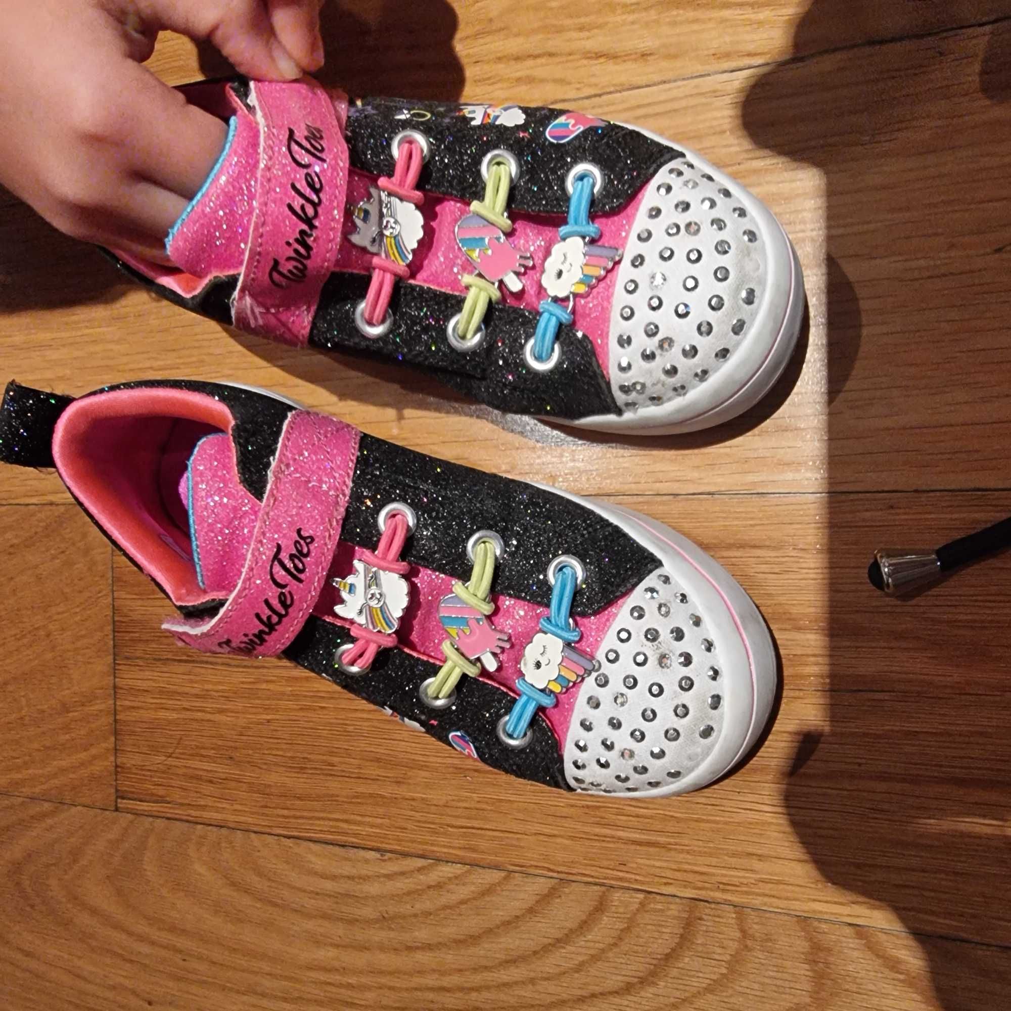 Tenis  menina skechers twinkle lights