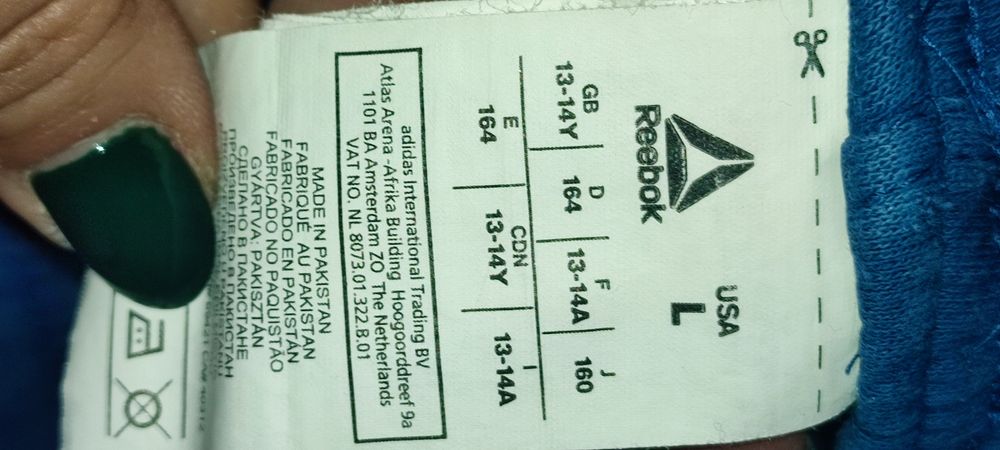 Nowe spodnie dresowe oryginalne Reebok rozm 158-164 wymiary na fotkach