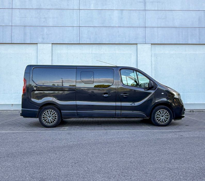 Renault Trafic L2H1 karawan pogrzebowy (do zabudowy)