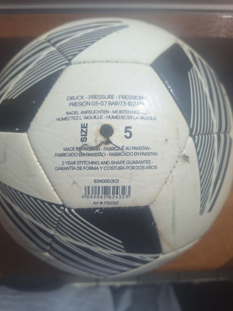 Piłka nożna adidas
