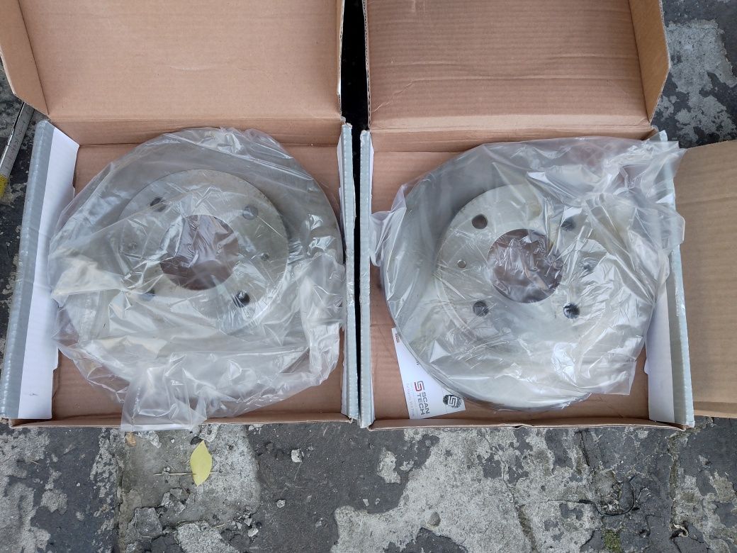 Tarcze hamulcowe Volvo V40/ S40