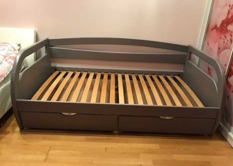 Ліжко дерев'яне München з Вільхи або Ясена. Кровать деревянная.