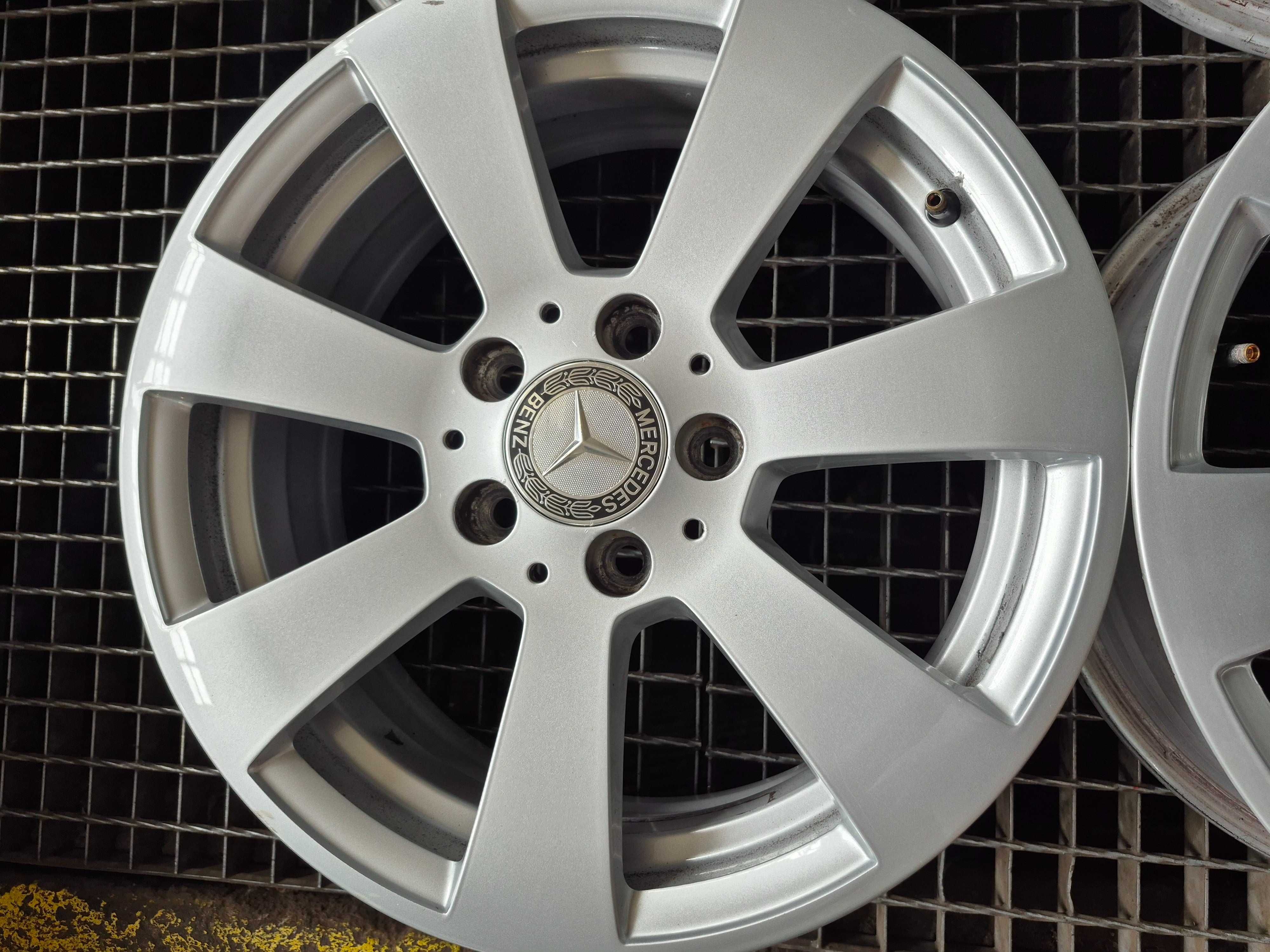 4xAlu Felgi MERCEDES C Klasa 6Jx16H2  Et39