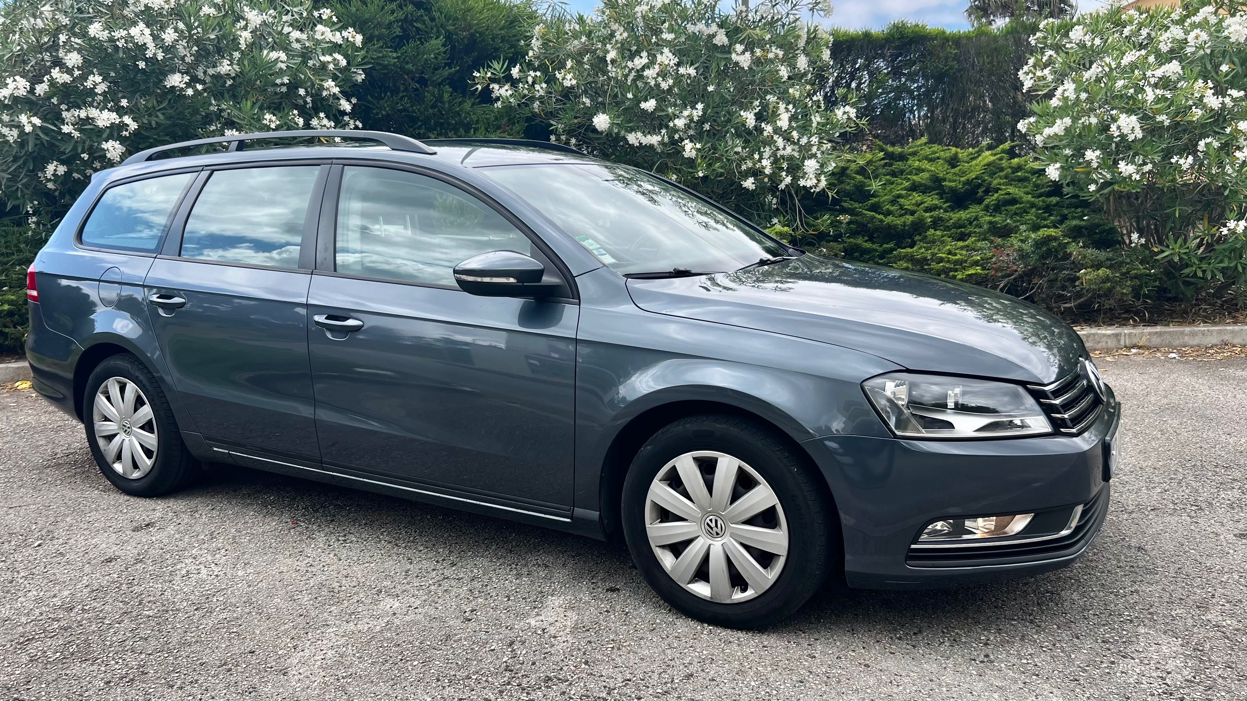 VW PASSAT 1.6 TDi Trendline Nacional - Unico proprietário