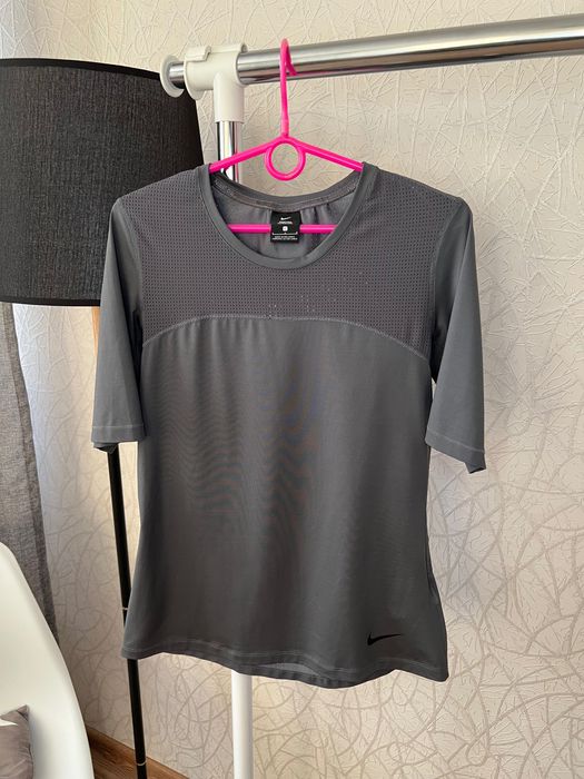 Nike Pro Hypercool футболка — сіра, L, перфорація