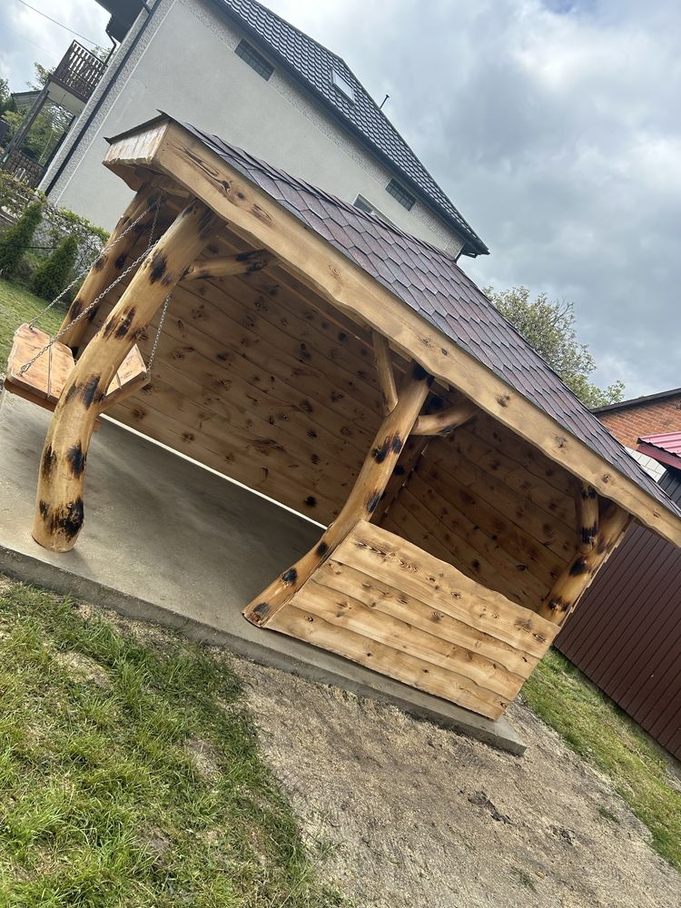 Altana z krzywego bala