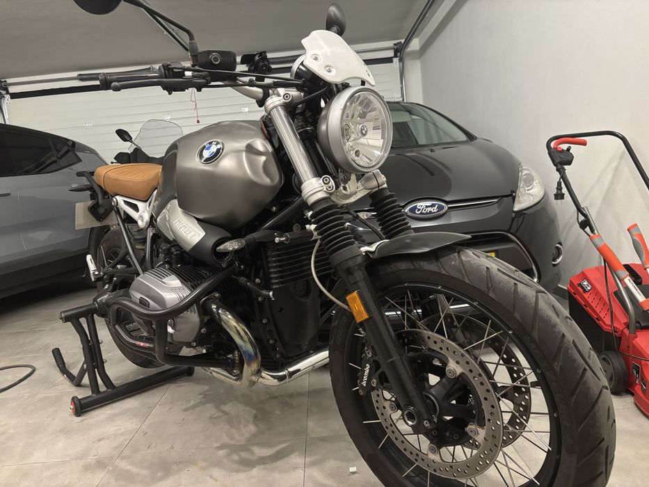 BMW R nine T scrambler