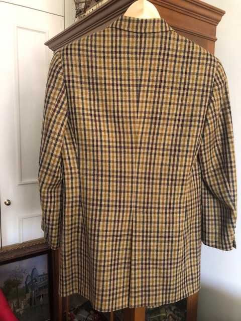 Blazer senhora da marca de luxo Rosa & Teixeira, em pura lã