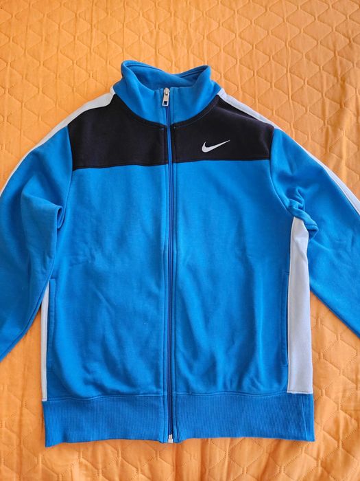 Bluza, spodnie dresowe i bluzka NIKE z USA, 10-12 lat,