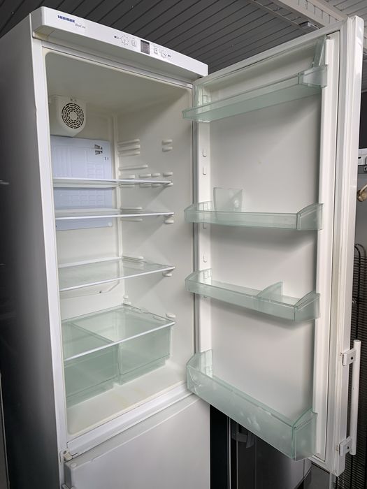 Холодильник лібхер з європи