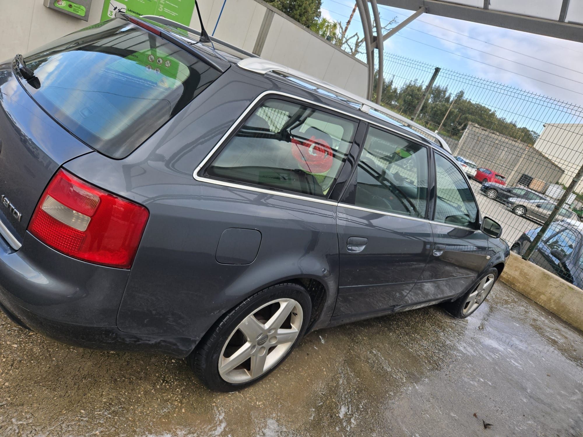 Audi A6 130cv caixa de 6