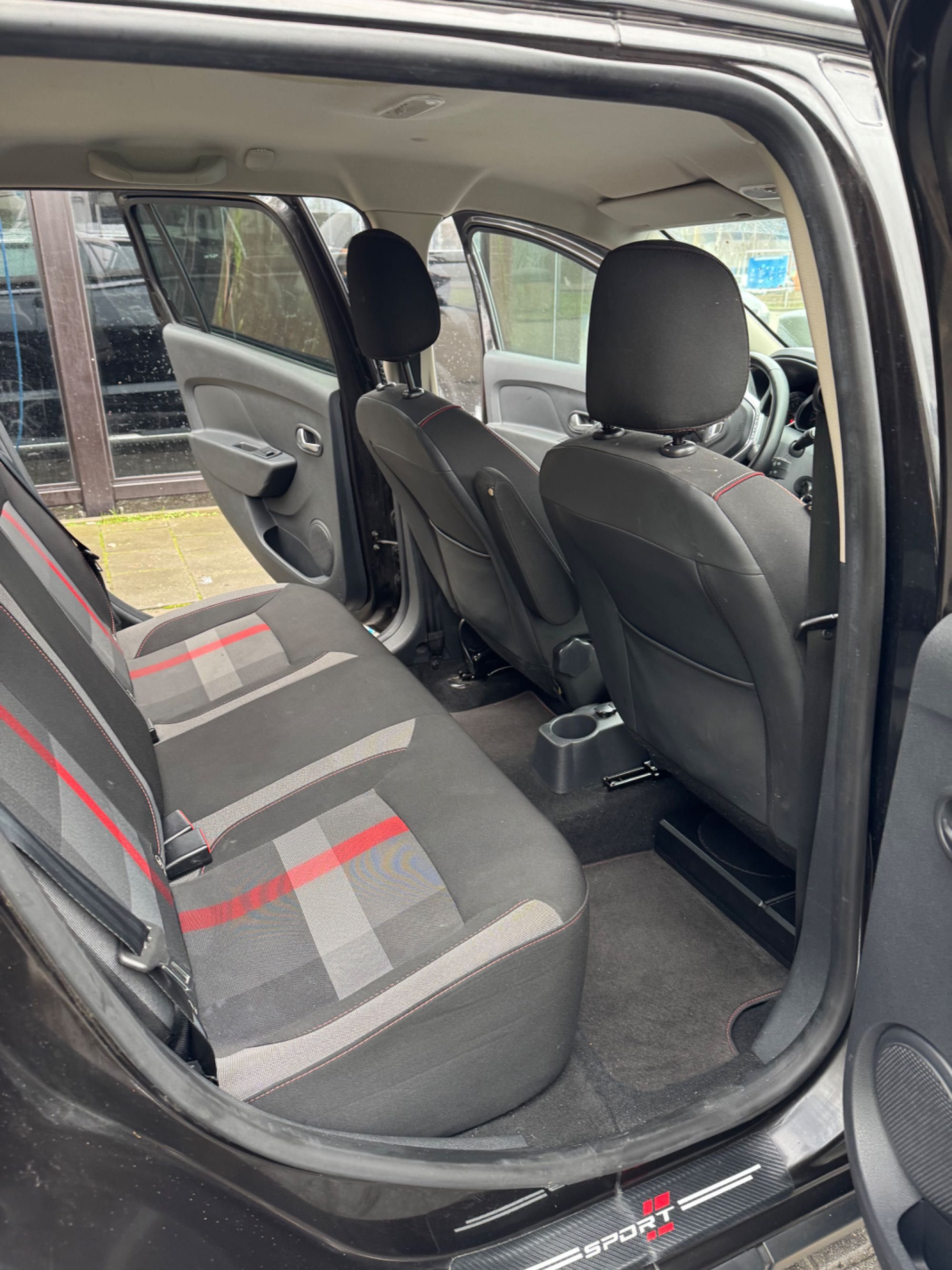 MCV 0.9 TCe Stepway Tech Road