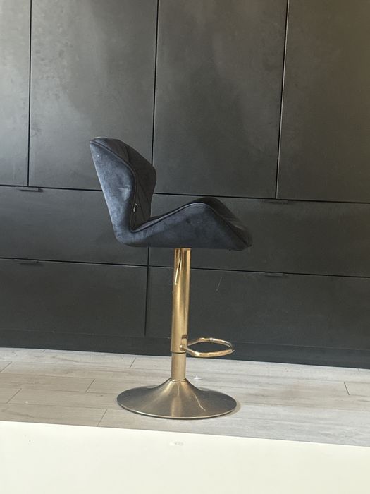 Sprzedam krzeslo kosmetyczne