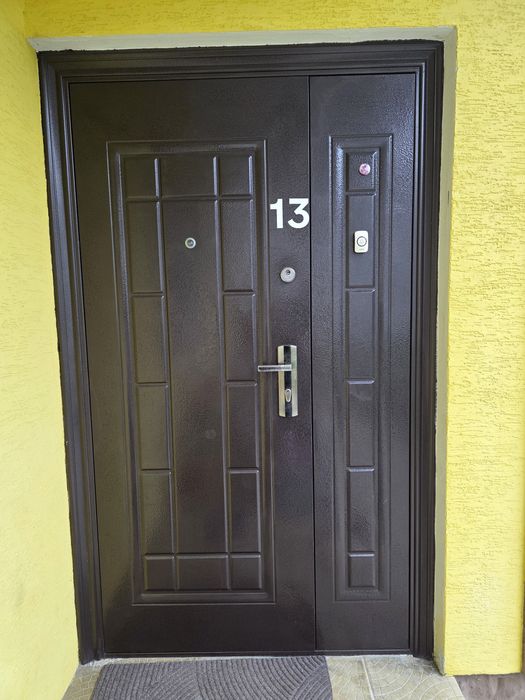 Продам двері 120 х 203