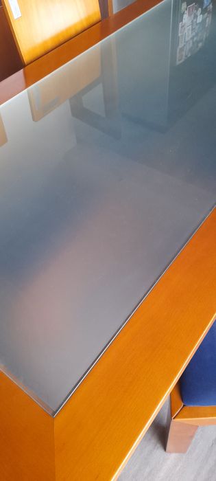 Mesa de sala com vidro