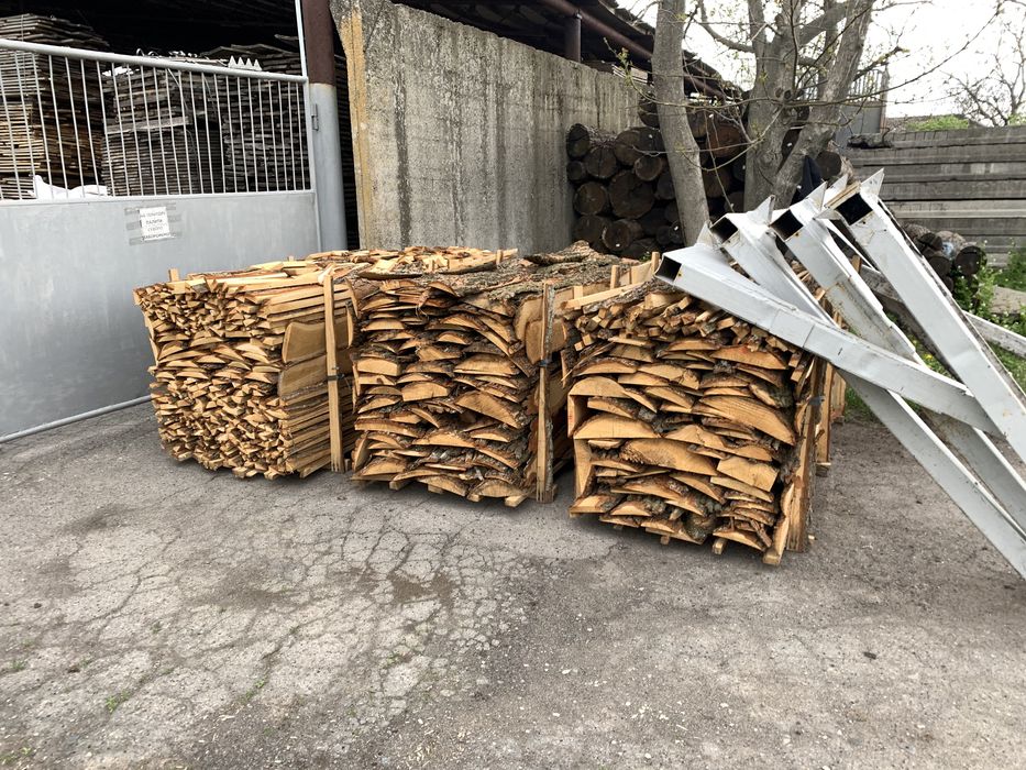 Дрова дубові (обапіл, горбиль, обзел)