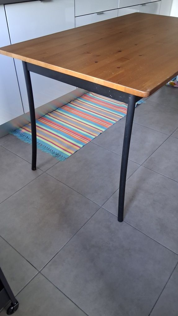 Mesa de refeição Ikea