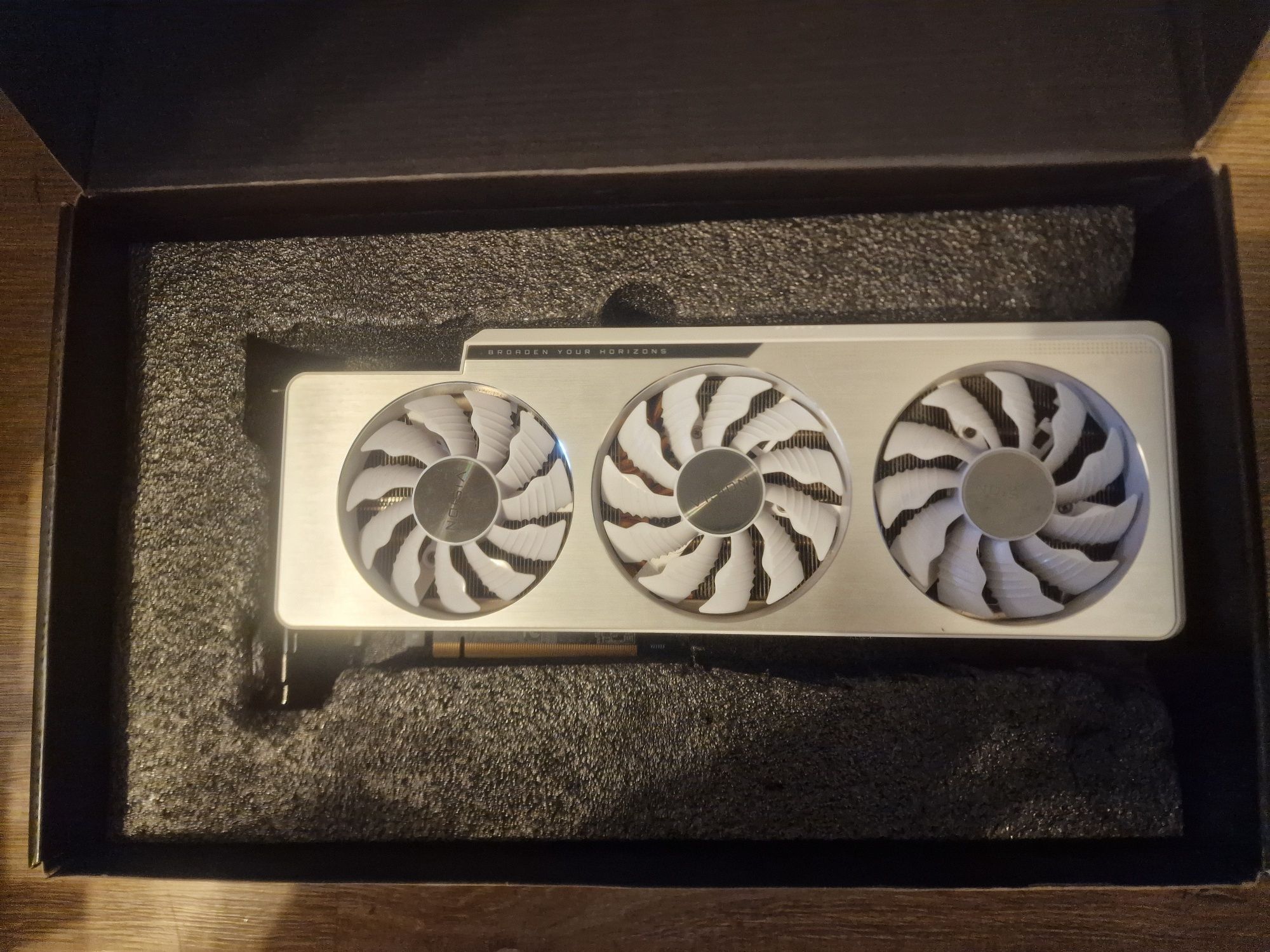 Zamienię lub sprzedam Gigabyte Vision RTX 3070 ti 8gb