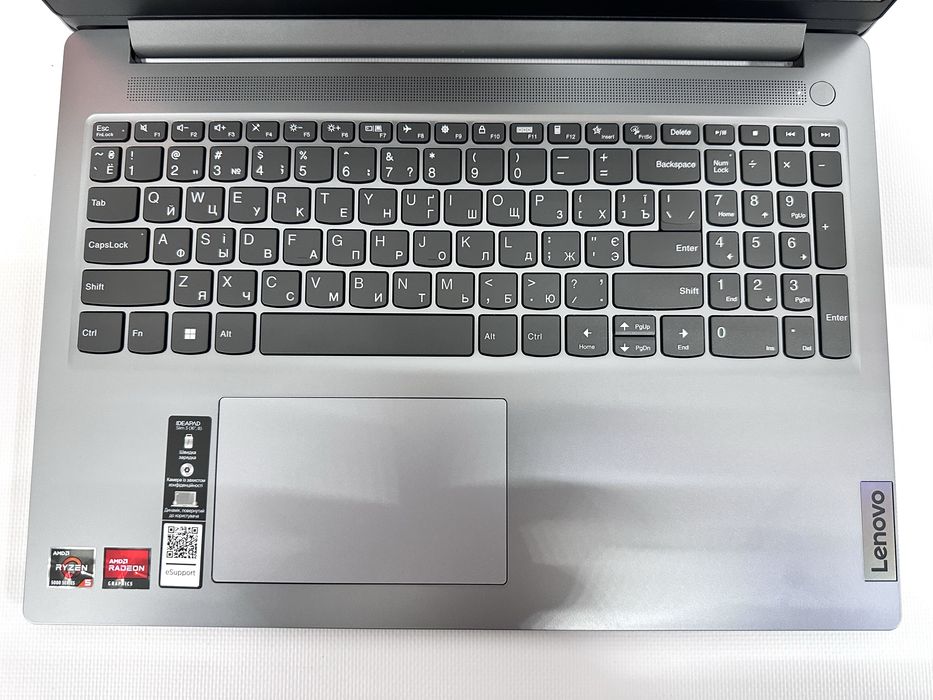 Ноутбук 16" Lenovo IdeaPad Slim 3 Ryzen 5 5625U 16GB DDR4/512GB NVME