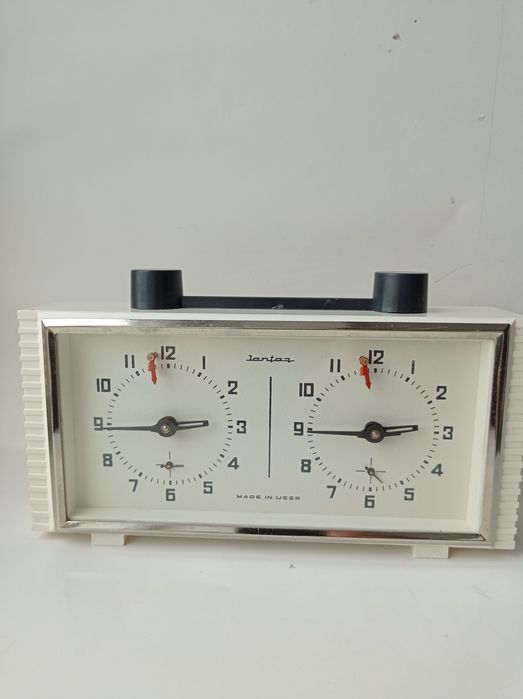 Часы шахматные "Янтарь".