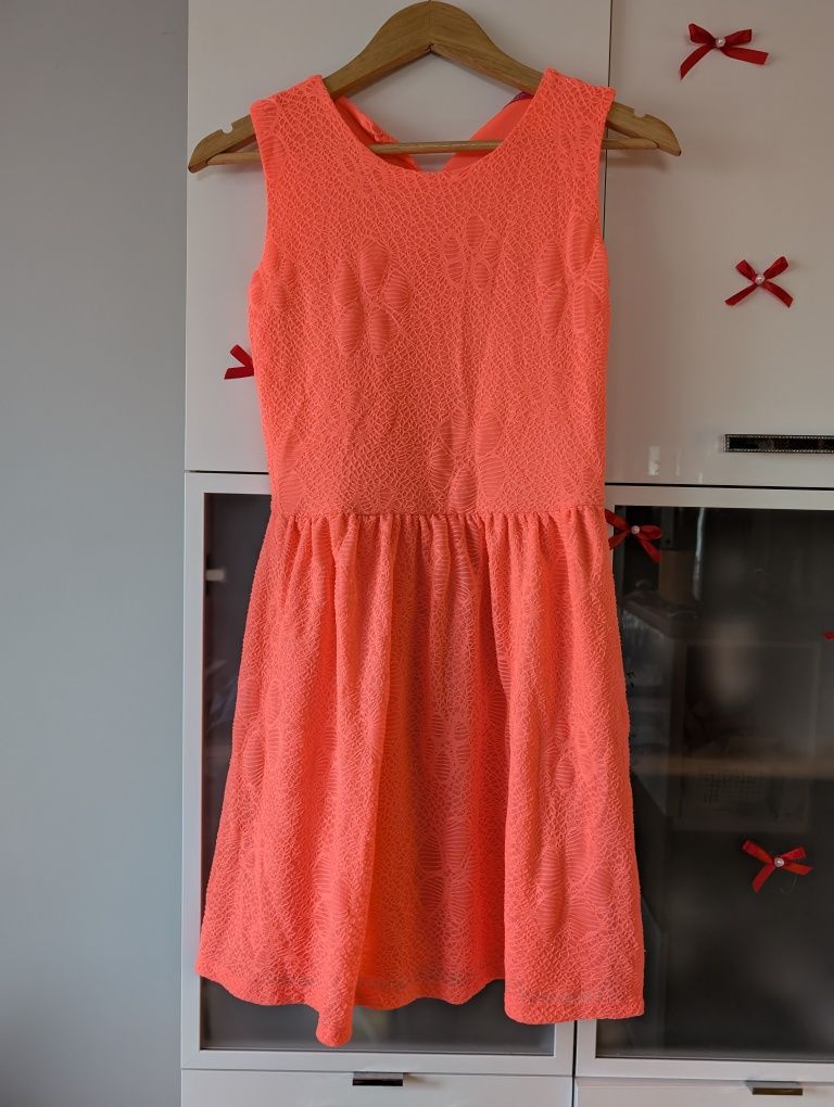 Sukienka dziewczęca 140 -158 cm