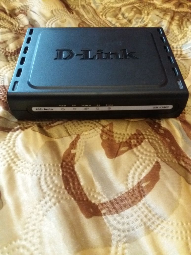 Модем DSL-2500U в коробке