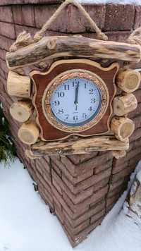 Zegar drewniany wiszacy