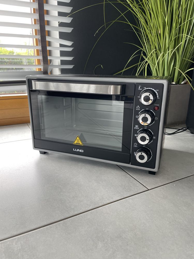 Nowy piekarnik elektryczny LUND 28l 1600W
