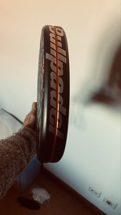 Vendo raqueta de padel. Bullpadel ionic control 2024