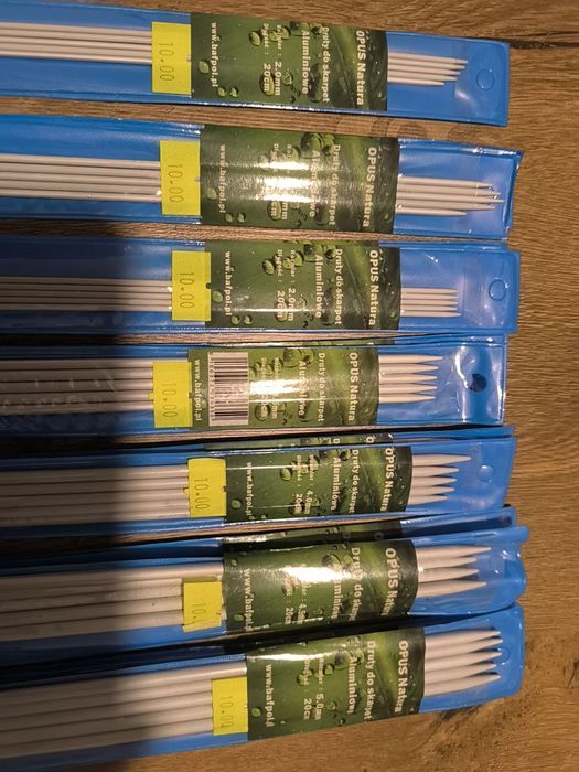 Włóczka Mimoza - Natura- 100 gram. 3 Oferta do 25 Listopada 30 metrów