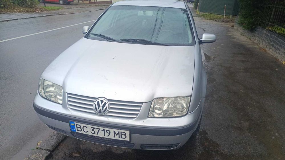 Volkswagen Bora 2001