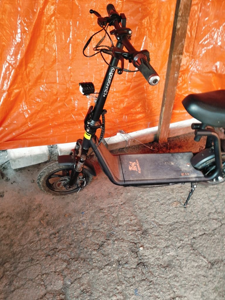 Електро самокат KUGOO C1 PIUS