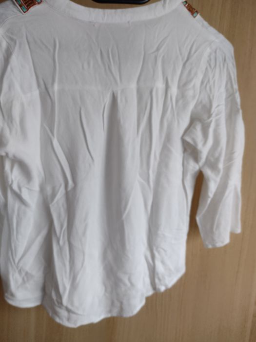 Biała bluzka hostar 38