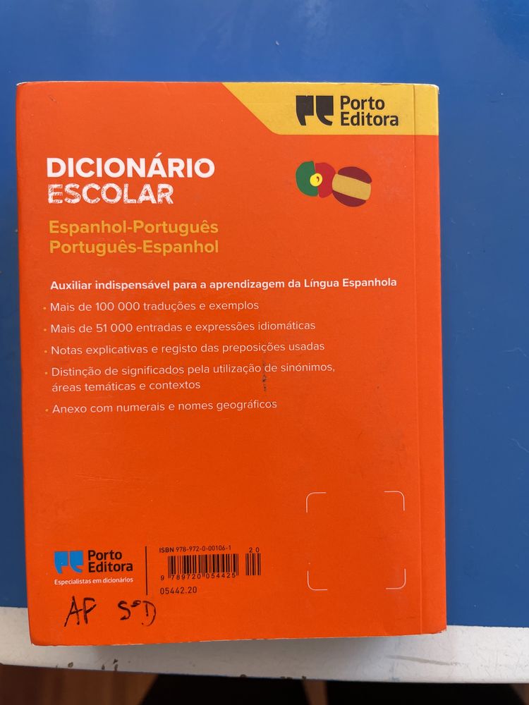 Dicionario Escolar Espanhol/Portugues e Portugues-Ingles