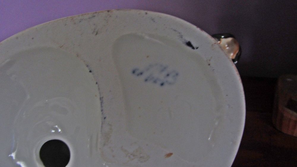 Figurka porcelana Bokser lata 60 XX w. SYGNOWANY