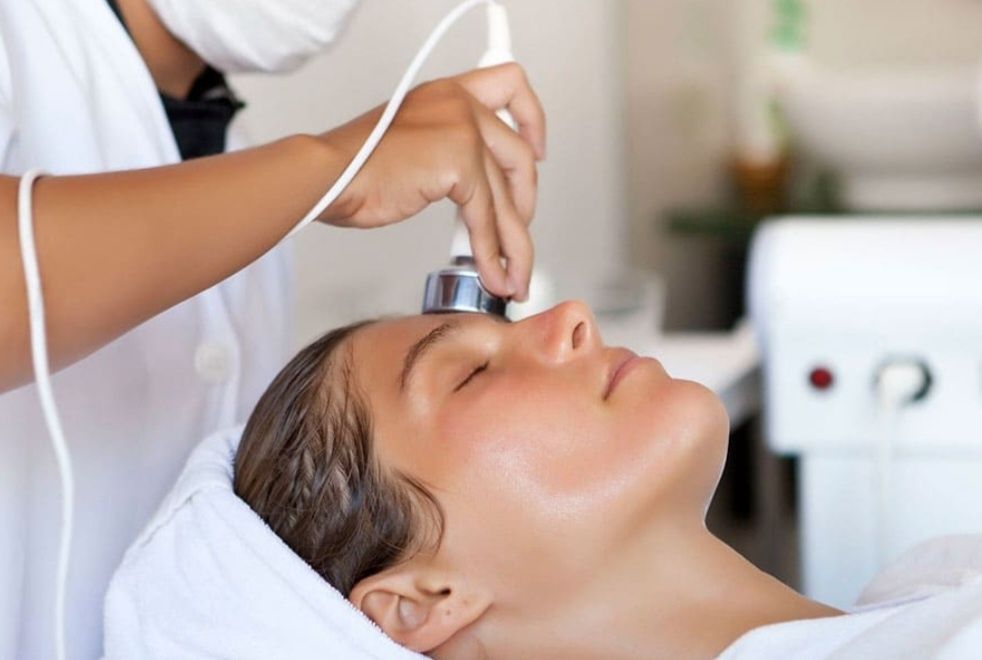 Антицеллюлитный массаж, обвертывание,  кавитация,  рфлифтинг, миостум