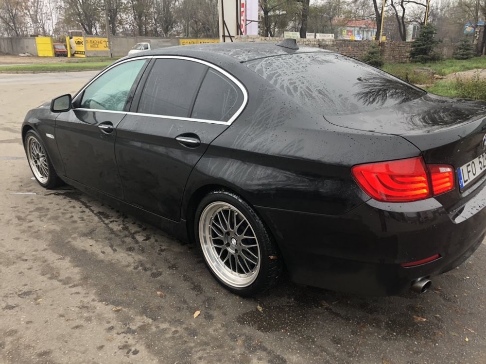 разборка бу запчасти в наличии ф10 бмв 5 f10 bmw 520 530 535 550