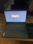 Laptop Praktycznie Nowy Lenovo V17-IIL 17.3Cali  i5-1035G1 8GB 512GB