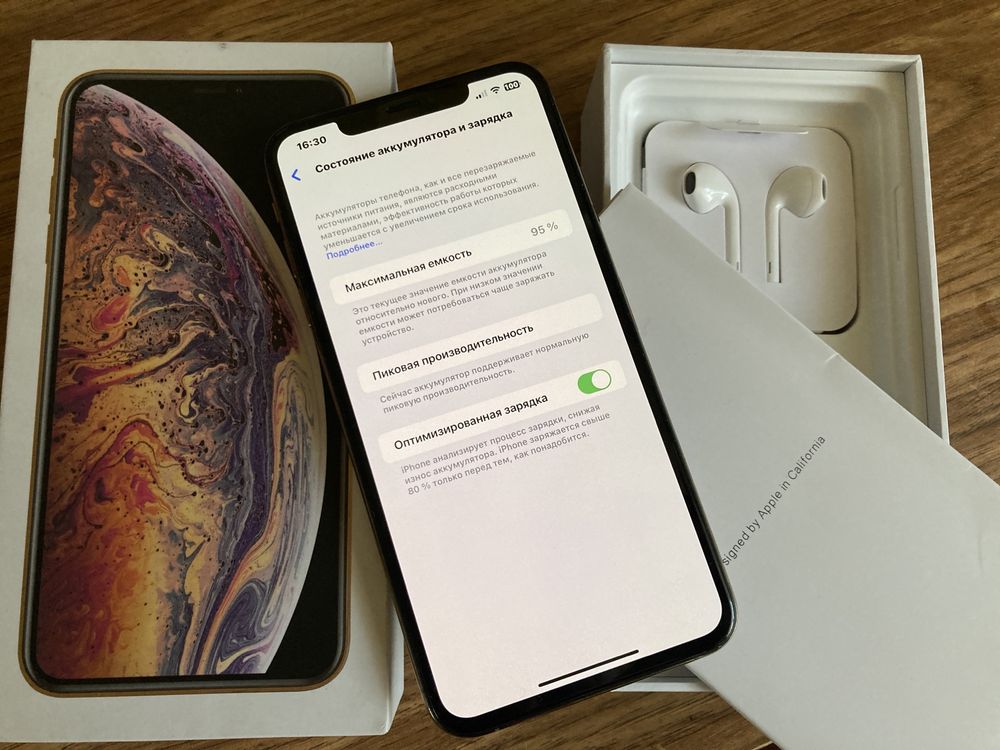 iPhone XS Max Gold 256gb как новый внешне 95% батарея весь комплект