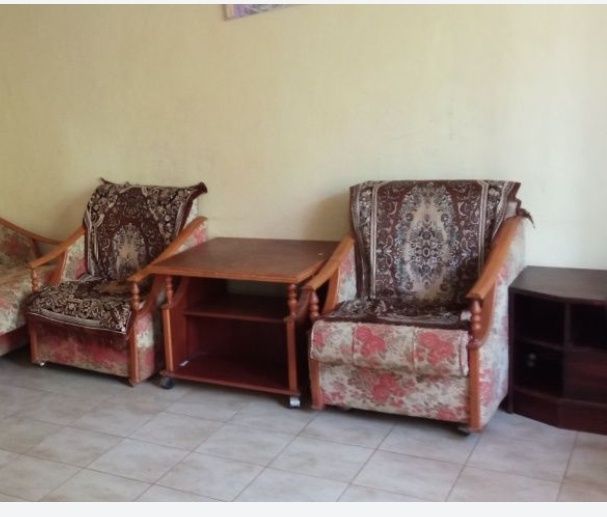 Продам два кресла