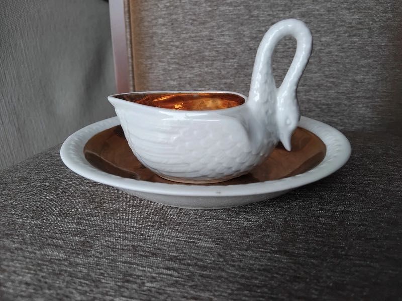 Molheira "Cisne" com travessa, Vista Alegre