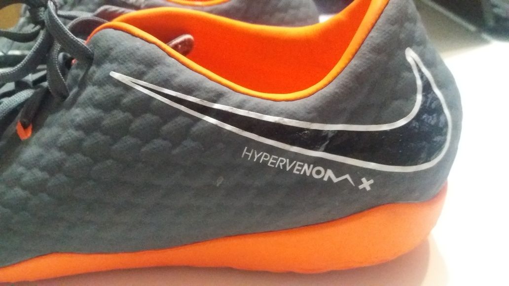 Nike Hypervenom x