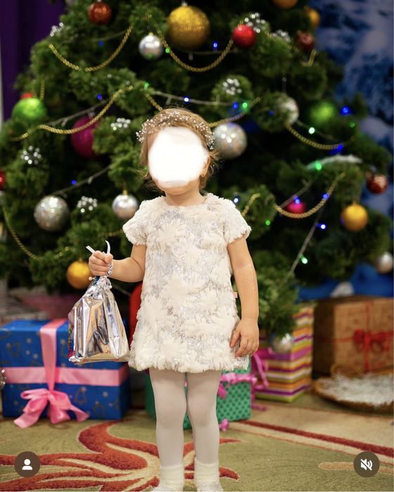 Сукня для сніжинки