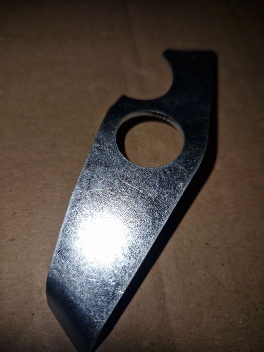 Nowy uchwyt mocowania licznika w lampie wsk 125 175 b3 jednoramowa pl