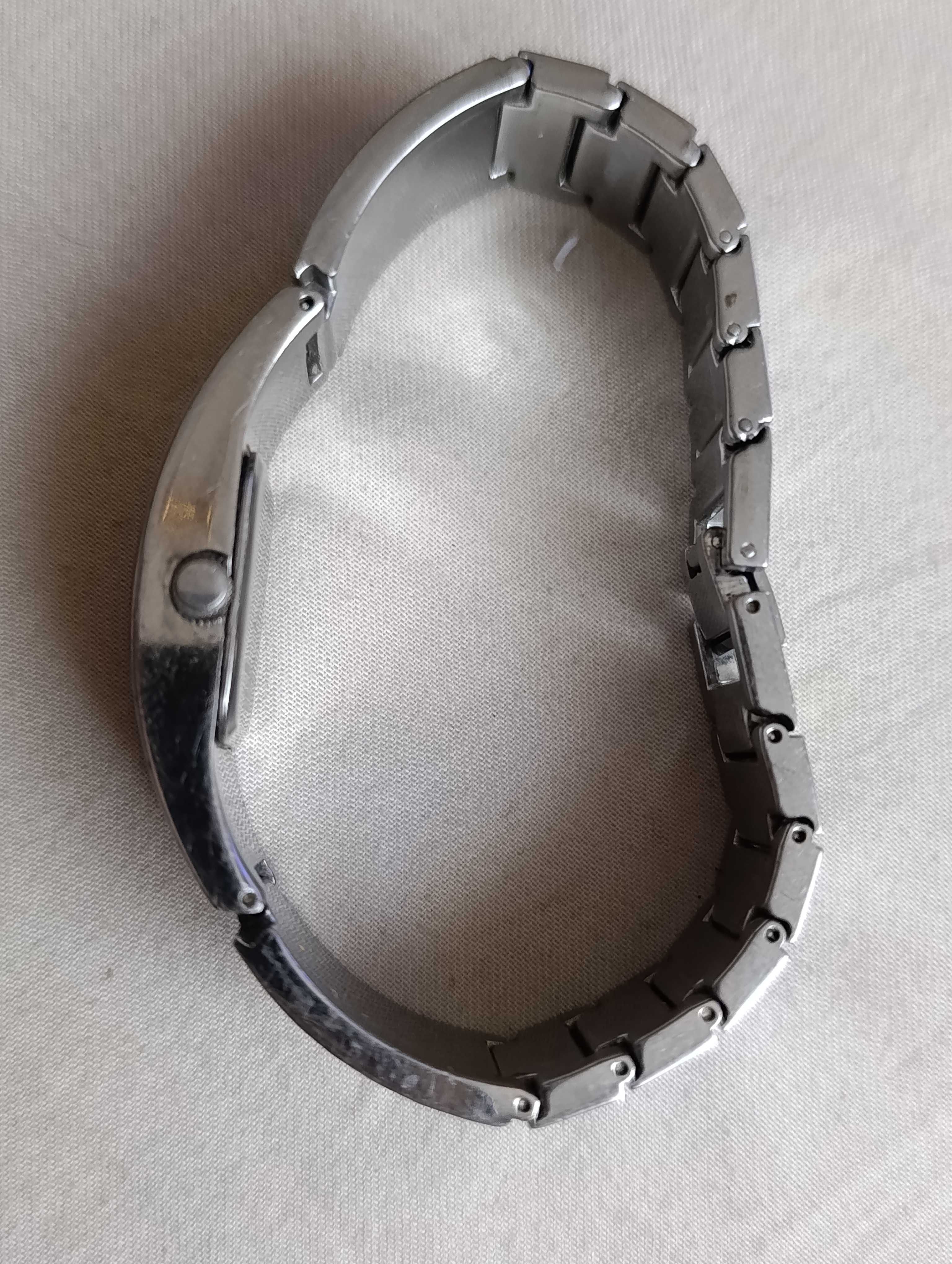 damski zegarek z bransoletą TIMEMASTER