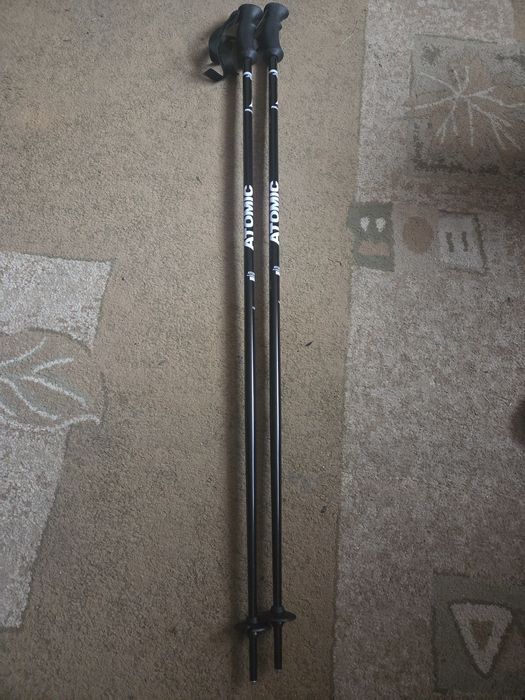 Kije ATOMIC basic czarne 120cm