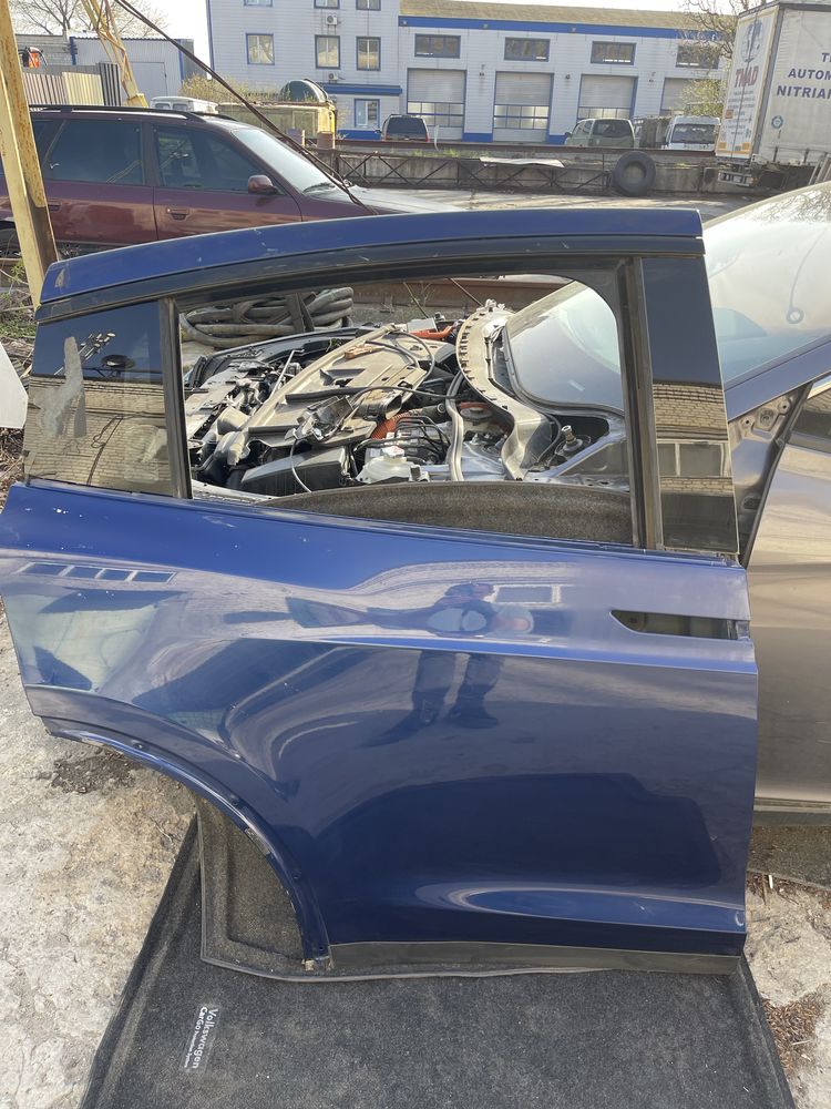Двері задні Tesla Model X 2022+ plaid